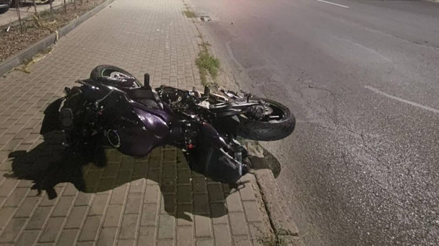 Accident grav pe strada Grenoble din capitală! Un motociclist de 25 de ani a decedat