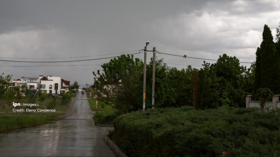 Aproape 200 de consumatori din Rîșcani au rămas fără curent, în urma vijeliilor