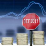 Moldova se împrumută tot mai scump pentru a acoperi deficitul bugetar. Economist: Trăim cea mai dramatică perioadă