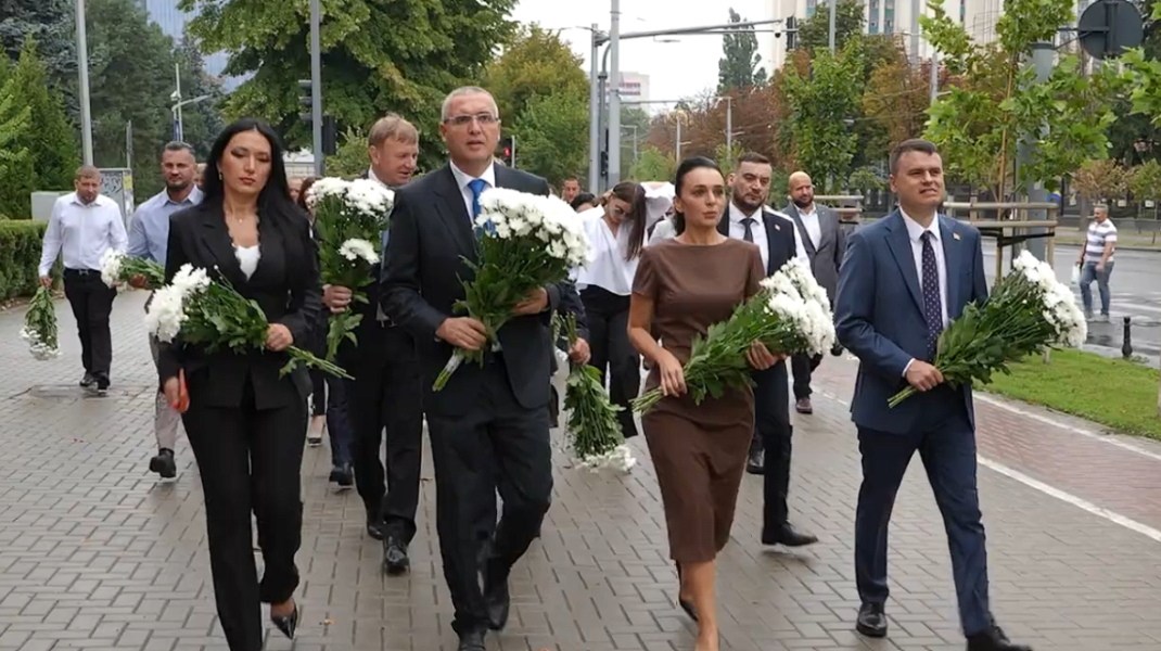 Renato Usatîi, de Ziua Independenței: „La mulți ani, Republica Moldova! Casa noastră, pe care trebuie să o iubim”
