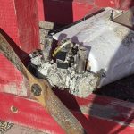 FOTO Fragmente de dronă, agăţate într-un post de salvamar, găsite la Costinești