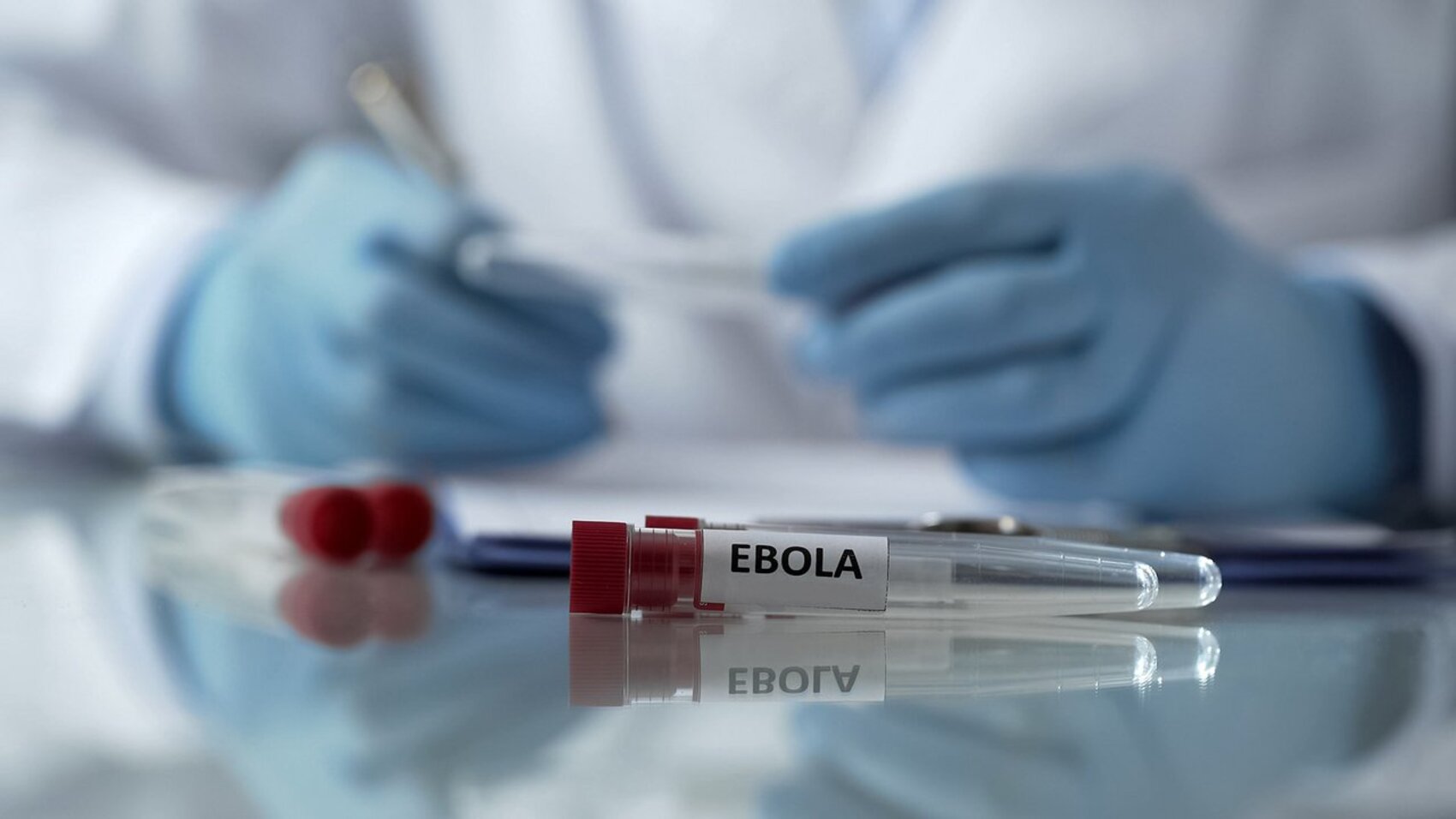 Epidemia de Ebola scapă de sub control? OMS avertizează că ar putea deveni cea mai gravă din istorie