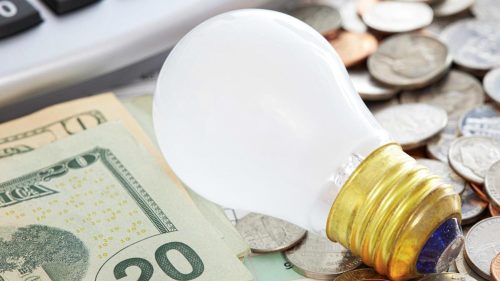 Moldova și-a asigurat energia pentru marți: Cât a cumpărat Energocom și din ce surse