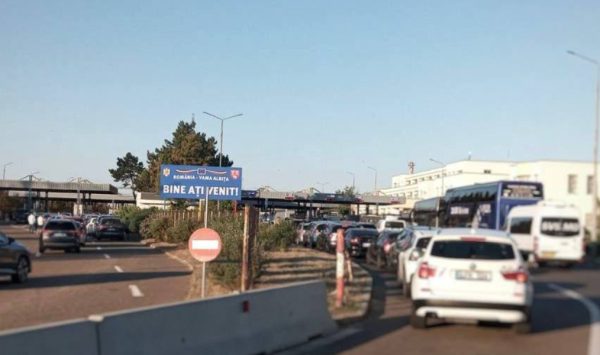 Aglomerație la frontiera Leușeni–Albița, pe sensul de ieșire din Republica Moldova