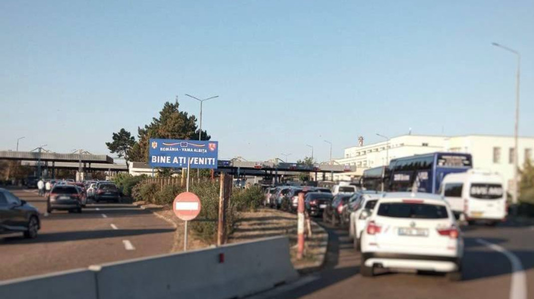 Aglomerație la frontiera Leușeni–Albița, pe sensul de ieșire din Republica Moldova