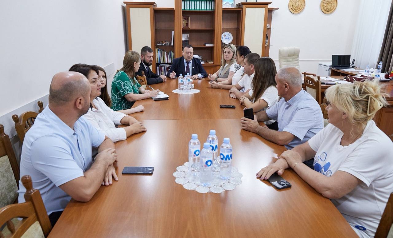 Președintele Adunării Populare și-a angajat în calitate de consilier un fost șef de Poliție din perioada guvernării PDM