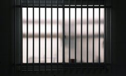 Un deținut a mai primit un an de detenție pentru că a evadat din penitenciar