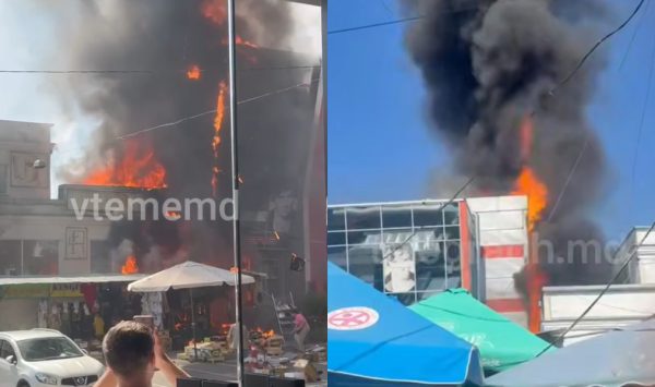 VIDEO Fum dens și flăcări puternice la Piața Centrală. Pompierii luptă cu incendiul