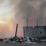 Pompierii au luptat 7 ore cu flăcările care au cuprins gunoiștea din Căușeni. Exista pericol de extindere