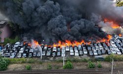 Incendiu puternic în apropiere de Paris. Două piste ale aeroportului Charles de Gaulle au fost închise