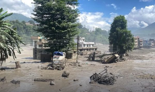Nepal: Bilanțul victimelor în urma alunecărilor de teren și viiturilor a ajuns la 469 de morți