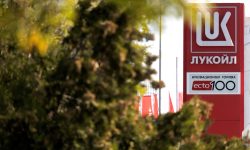 Marea Britanie prelungește pentru a patra oară licența pentru Lukoil în Bulgaria