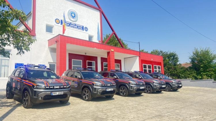 FOTO Mașini noi, în dotarea IGSU. Autospecialele vor fi utilizate în UTA Găgăuzia