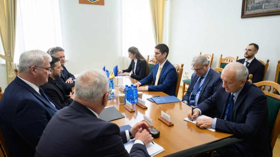 Securitatea regională și parcursul european comun, în centrul discuțiilor dintre Mihai Popșoi și Volodimir Zelenski