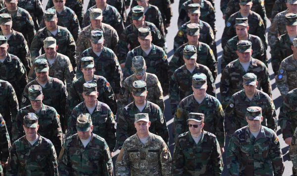 Un nou antrenament pentru Parada Militară: Șoferii sunt îndemnați să opteze pentru rute alternative