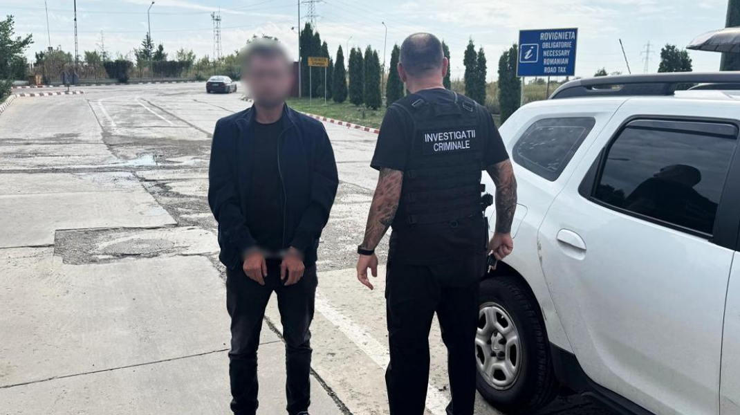 Are de executat 18 luni de închisoare în Germania. Un moldovean, reținut la frontieră