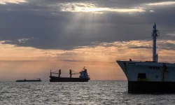 70 de nave stau la coadă pe Dunăre. Problema pe care o are Ucraina pe canalul Sulina