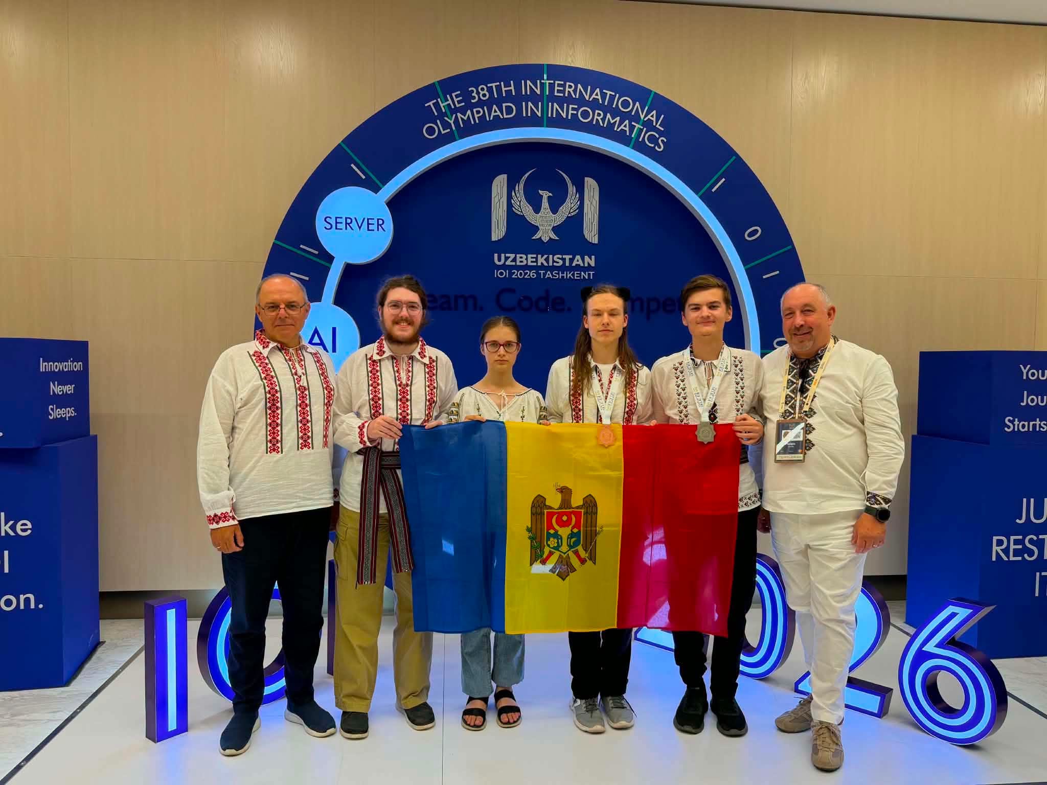 Argint și bronz pentru Moldova la Olimpiada Internațională de Informatică din Uzbekistan