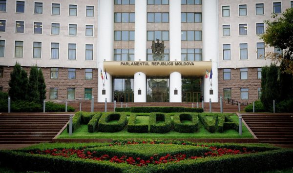 Parlamentul se convoacă în a doua sesiune ordinară din 2026, începând cu 1 septembrie