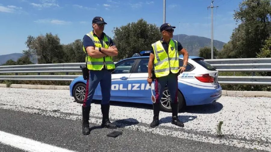 Doi moldoveni, reținuți în Italia: unul era căutat de Franța pentru fraude la bancomate