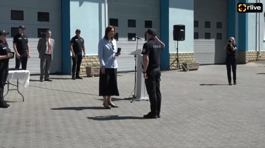VIDEO Distincții pentru pompierii moldoveni care au luptat cu incendiile din Grecia