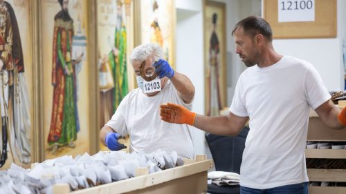 Un nou record mondial ar putea fi stabilit în Republica Moldova: 17 000 de potcoave, numărate la Ialoveni