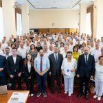 Zeci de primari din centrul țării, invitați la Guvern. Premierul: Să avem înțelepciunea de a ajunge la compromisuri