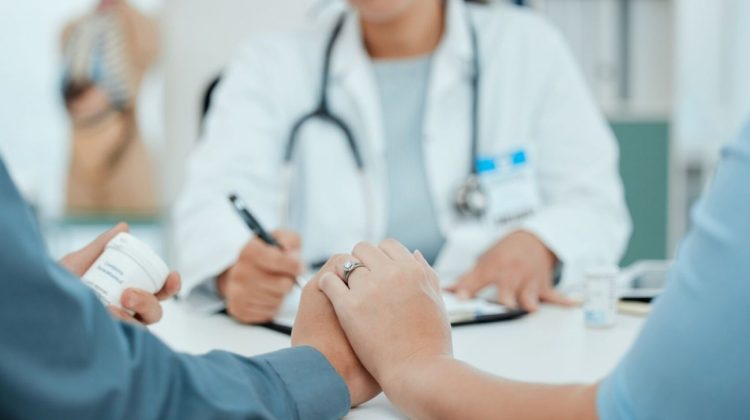 CNAM începe contractarea serviciilor de fertilizare in vitro: Câte proceduri vor fi finanțate