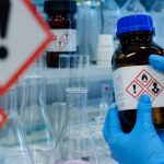 Produsele chimice vor fi clasificate și etichetate după reguli noi. Regulamentul, aprobat de Guvern