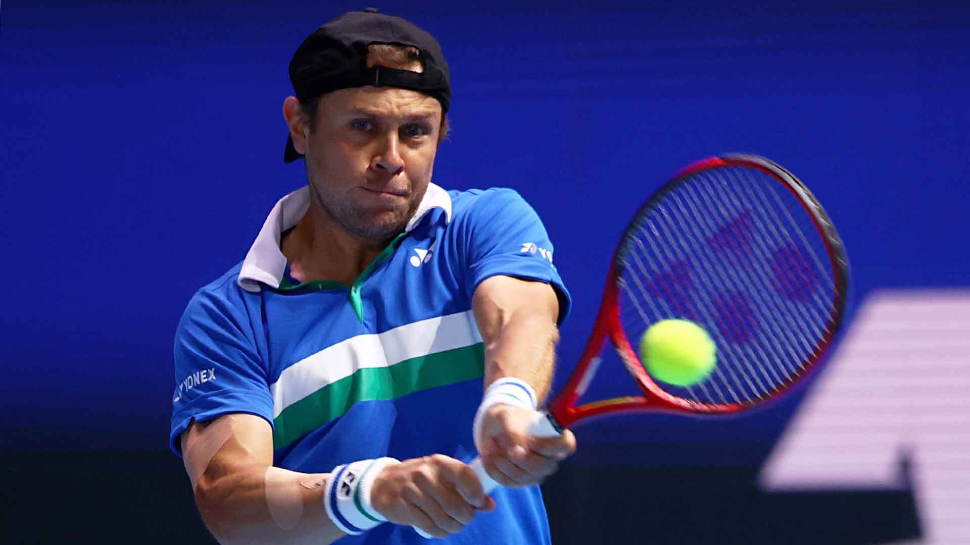 Tenismenul Radu Albot a fost eliminat în turul doi al Challengerului de la Roehampton