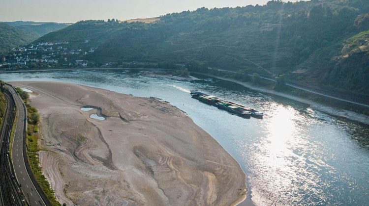 Nivelul Rinului crește brusc în Germania: Ce se întâmplă cu transporturile