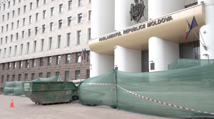 Scările Parlamentului, renovate cu 1,5 milioane, vor avea și încălzire. DOC cu proiectul lucrărilor