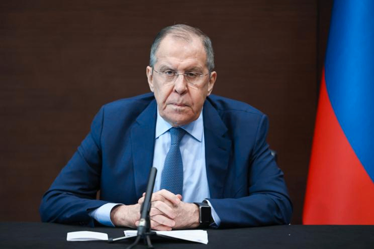 Lavrov amenință Occidentul: „Vom distruge tot ceea ce alimentează mașina de război a Kievului”
