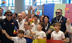 Lotul național de parajudo, întâmpinat cu aplauze la aeroport după cele 4 medalii obținute la Campionatul European