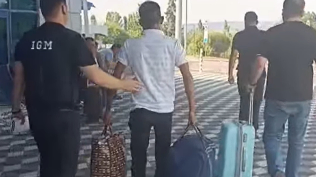 Trei cetățeni străini, expulzați din Moldova și interziși în țară pentru cinci ani. Ce au comis?