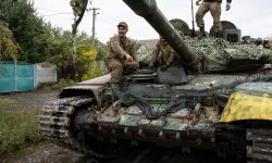 Tancurile occidentale trimise Ucrainei au primit o nouă „misiune”: Unele sunt folosite drept tractoare