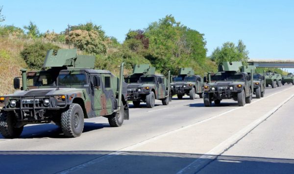 Noi repetiții cu tehnică militară la Chișinău: Moldovenii, îndemnați să nu se panicheze