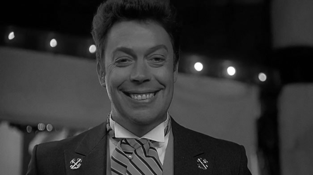 Doliu în lumea filmului: Tim Curry, cunoscut din „Singur Acasă 2”, s-a stins din viață la 80 de ani