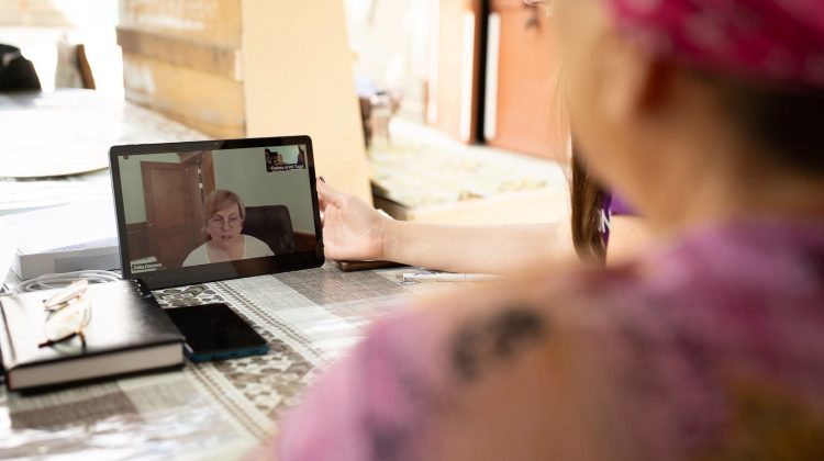 Educația nu are vârstă: USM lansează prima ediție online a Universității de Vârsta a Treia