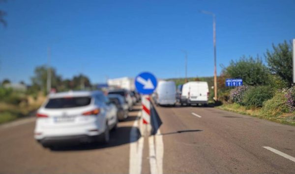 Aglomerație la ieșirea din țară prin punctul de trecere Leușeni–Albița: Cum se circulă prin vama Sculeni