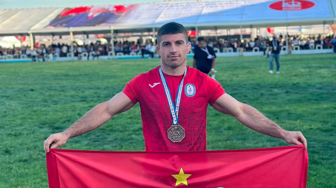Medalie de bronz pentru Vasile Diacon la Campionatul Mondial din Turcia