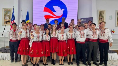 23 de voluntari americani își încep misiunea în Moldova. Vor preda engleza și susține comunitățile