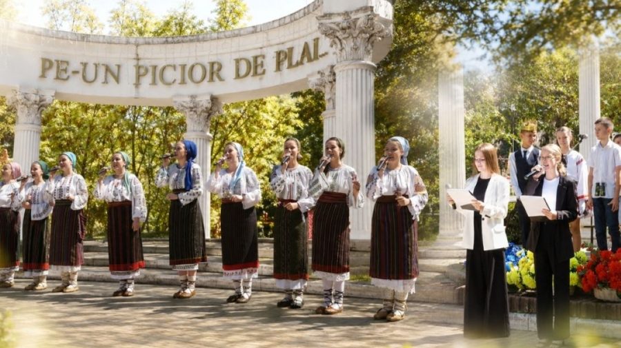 VIDEO Ziua Limbii Române, sărbătorită la Bălți prin muzică, poezie și tradiții