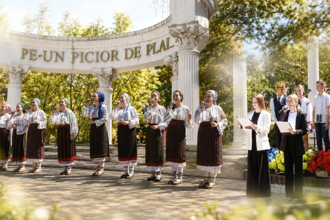 VIDEO Ziua Limbii Române, sărbătorită la Bălți prin muzică, poezie și tradiții