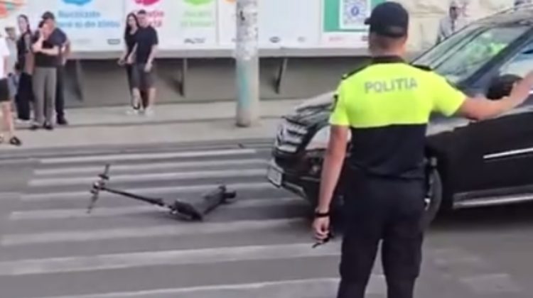 VIDEO Accident în centrul capitalei: un minor pe trotinetă, tamponat de o mașină