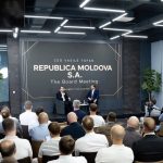 „CEO Vasile Tofan. Republica Moldova S.A.” – inscripția de la un eveniment cu premierul a stârnit critici. Reacția Guvernului