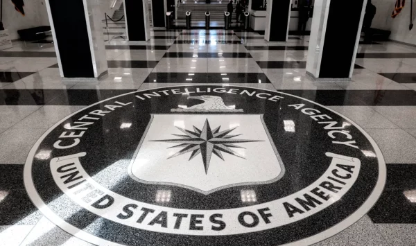 Fost șef al CIA: Moldova ar putea fi mai vulnerabilă decât Lituania în fața lui Putin. Crede că suntem următoarea țintă