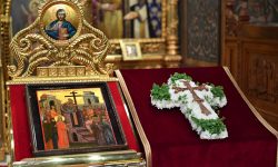 Creștinii ortodocși de rit vechi sărbătoresc Înălțarea Sfintei Cruci. Tradiții și obiceiuri în această zi