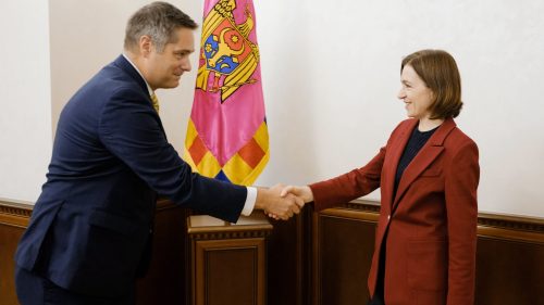 Maia Sandu l-a primit pe noul șef OSCE în Moldova. Subiectele discutate cu Christopher Smith