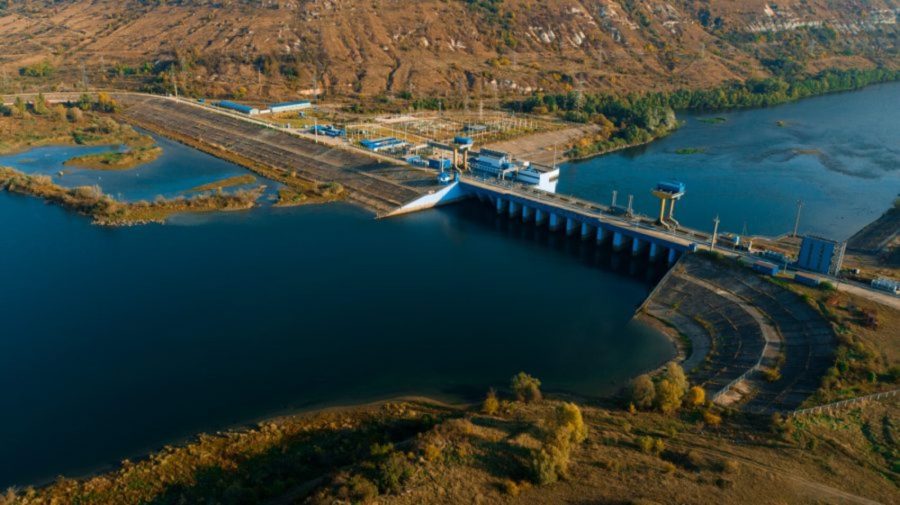 Precipitațiile nu schimbă situația: Rezervele lacului Novodnestrovsk continuă să scadă, avertizează autoritățile